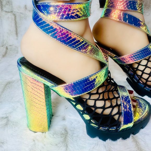 Cape Robbin Sexy Mermaid Hologram Chunky Heel Platform Sandals - Picture 3 of 9